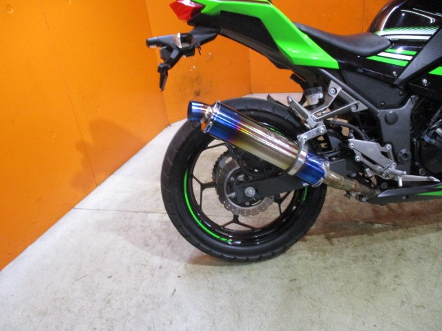 ＮＩＮＪＡ乗るならまずは変えたいマフラー！！それが交換済みでこの価格は他店追従不可能価格！！